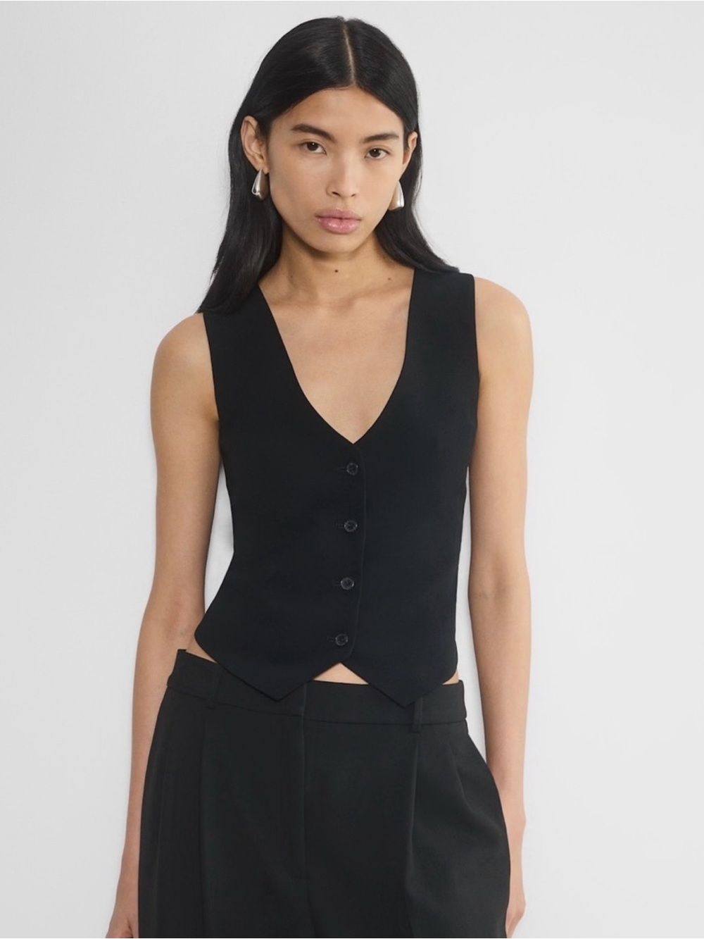 Aritzia Babaton Deniro Vest Black Mirror Crepe - Size 8 EUC